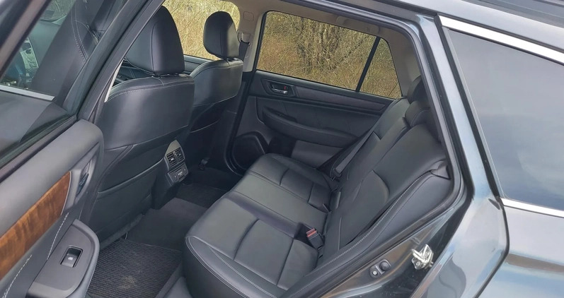 Subaru Outback cena 99900 przebieg: 51000, rok produkcji 2018 z Piaseczno małe 172